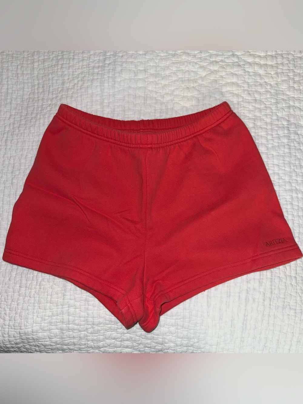 aritzia cozy fleece perfect sweat shorts